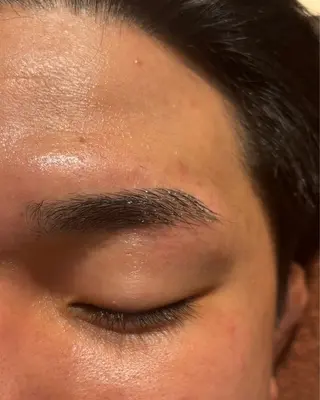 メンズ アイブロウ エクステ/艶カラー /まつパ🌎はるかのヘアスタイル