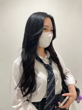 ロング 🏳️‍⚧️艶カラー /アレンジ🎀くるみのヘアスタイル