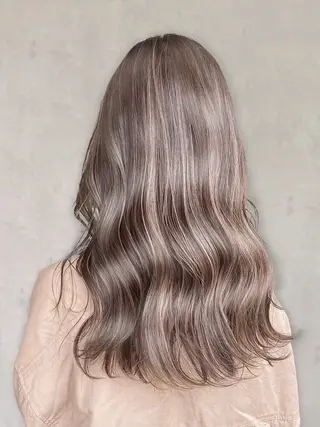 ロング 大槻 優貴のヘアスタイル