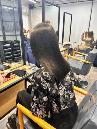 セミロング カラー 韓国×髪質改善カラー 💎hinaのヘアスタイル