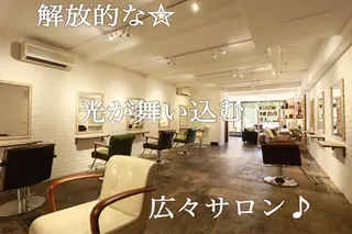 ミディアム カラー パーマ ヘアアレンジ メンズ キッズ ネイル マツエク・マツパ 髪質改善サロン Liko🌟のヘアスタイル