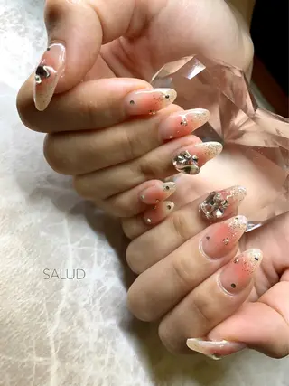 ネイル Nail Salon SALUDのネイルデザイン