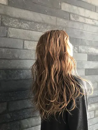 ロング E N T E R所属・🌕髪質改善/透明感 @ENTER大名のヘアスタイル