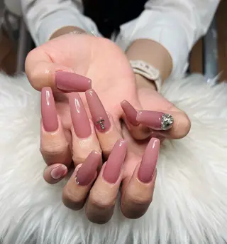 ネイル ダン ゴーゴックビックのネイルデザイン