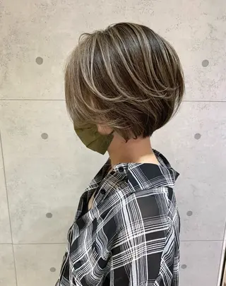 ショート カラー 今村 若春のヘアスタイル