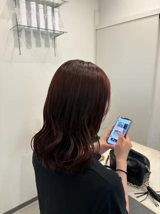 ミディアム カラー 加賀谷 乙葉のヘアスタイル