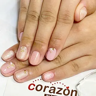 ネイル corazon所属・ネイリスト aicoのネイルデザイン