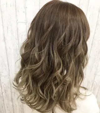 セミロング カラー kazufumi ..のヘアスタイル