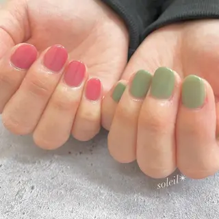 ネイル 粟津 美紀のネイルデザイン