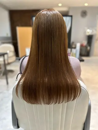 セミロング 縮毛矯正  髪質改善 酸性ストレート特化のヘアスタイル