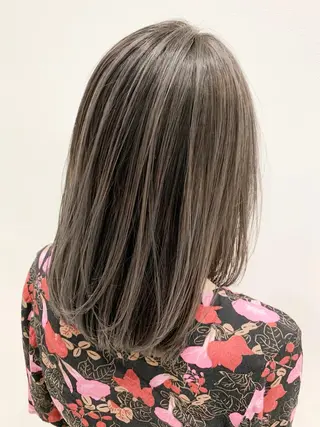 ロング 🍀ケアブリーチ カラー🍀坂井のヘアスタイル