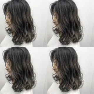 カラー セミロング Alushe艶髪・ 髪質改善のヘアスタイル