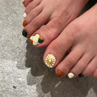 ネイル ハイトーン🦄ネイル 💞のぶちのネイルデザイン