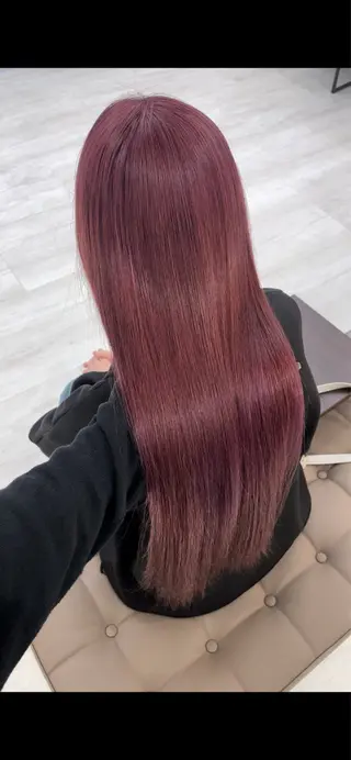 カラー ブリーチ・縮毛矯正 三島佳音のヘアスタイル