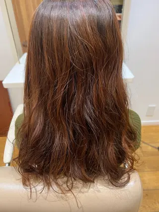 ミディアム 村中 逸紀のヘアスタイル