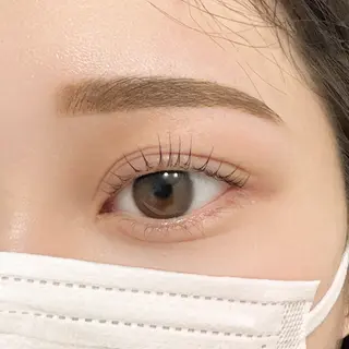 アイブロウ No.3所属・No.3 橋本のマツエク・マツパデザイン