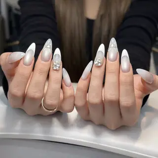 ネイル ANNA NAIL SALON所属・サン サンのネイルデザイン