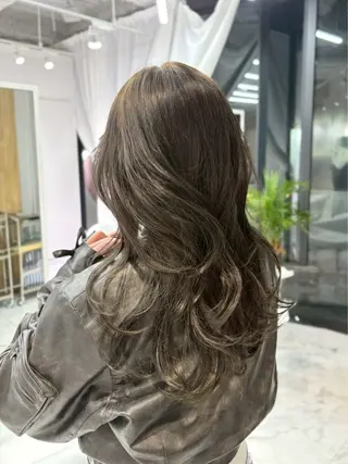ロング カラー トレンド×デザイン DEAN岡崎店のヘアスタイル