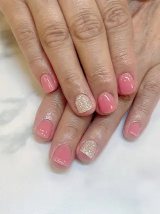 ネイル 渡邉 真衣のネイルデザイン