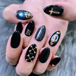 ネイル NOIROUGE所属・NOI ROUGEのネイルデザイン