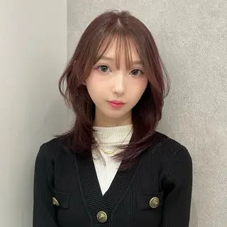 ミディアム ハッシュカット🖤 レイヤー/透けカラーのヘアスタイル