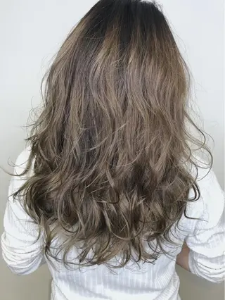 ロング カラー メンズヘア特化 崎田 成人のヘアスタイル