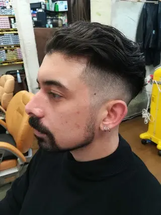 ショート おしゃれさろんオオキ所属・男を磨く Barber オオキのヘアスタイル