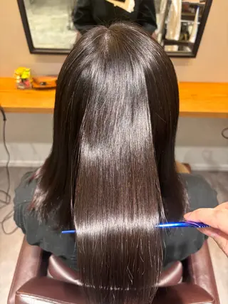 セミロング 岩切 美海のヘアスタイル