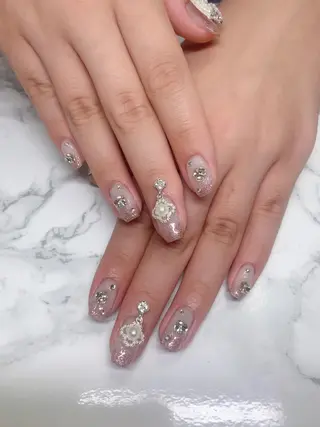 ネイル はな💎ネイル ワンホン、長さ出しのネイルデザイン