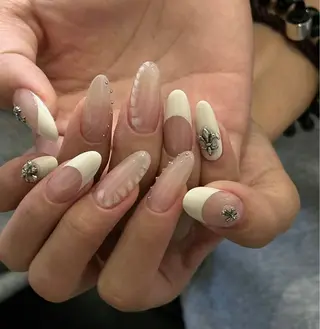 ネイル 🍑 momo_nailのネイルデザイン