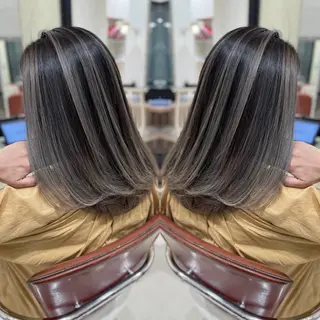 セミロング Y Uのヘアスタイル