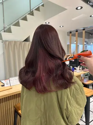 セミロング カラー レイヤー/顔まわり カット/地毛風カラーのヘアスタイル