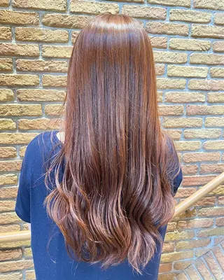 ロング カラー 林 美佑のヘアスタイル