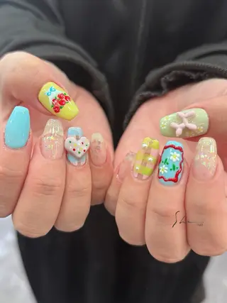 ネイル SHE所属・SHE adusaのネイルデザイン