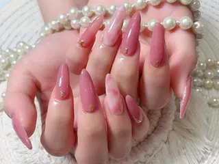 ネイル ネイルサロンAiri 長さ出し·シンプルのネイルデザイン