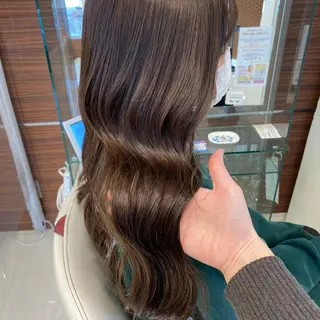 ロング カラー ショートヘアはお任せ 冨樫真未のヘアスタイル