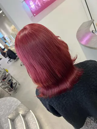 ミディアム カラー Iris所属・ハイトーン特化サロン 💎MOCA💎のヘアスタイル