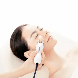 POLAみずほ台所属・POLAみずほ台柳田 介護美容のネイルデザイン