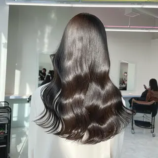 セミロング カラー ヘアアレンジ YUZA grow HAIR 札幌所属・韓国ヘア指名率 No. 1小堀京介のヘアスタイル