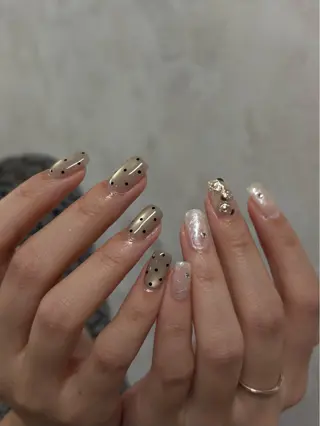 ネイル Noël 新宿南口 toyonのネイルデザイン