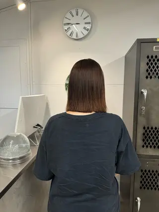 ミディアム INORI /フェイスレイヤーのヘアスタイル