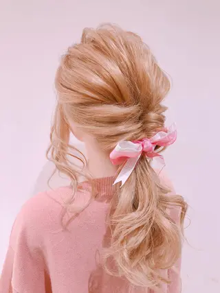 ヘアアレンジ 透明感カラー 山中のヘアスタイル