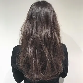 ロング カラー ヘアアレンジ Zina渋谷エリア マネージャShionのヘアスタイル