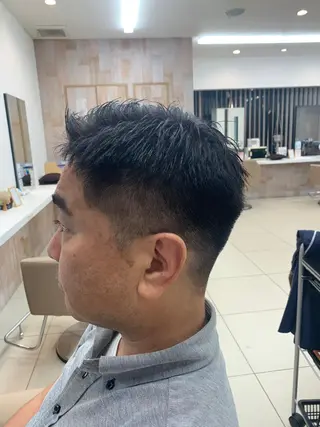 カラー メンズ 田中 陵のヘアスタイル