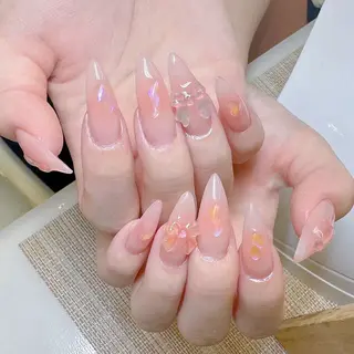 ネイル Queens ゲンのネイルデザイン