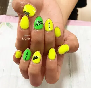 ネイル 石野 広佳のネイルデザイン