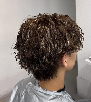 カラー パーマ メンズ salowin原宿iori所属・鈴村 梨公/原宿メンズ特化のヘアスタイル