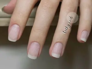 ネイル ラッキーネイルサロン西川口東口店所属・山田 由奈のネイルデザイン