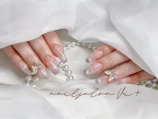 ネイル ✨Nailsalon Vi+✨のネイルデザイン