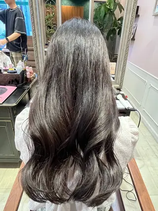 カラー 🌼 ほのか🌼のヘアスタイル